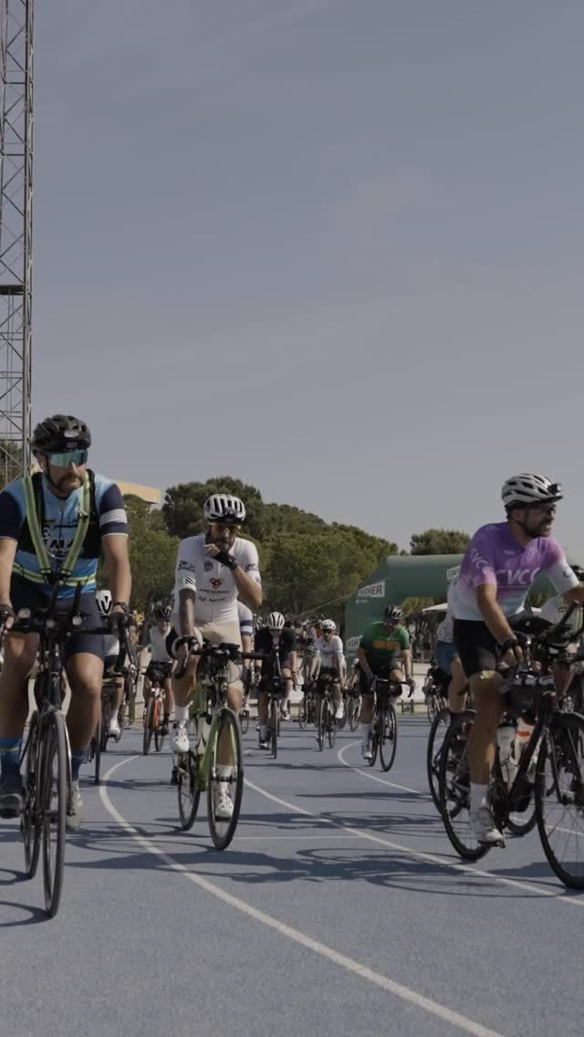 La quinta edición de Madrid to Barcelona ya es historia.

Han sido unos días muy intensos donde el esfuerzo, la superación y las aventuras han estado presentes en cada pedalada. 

A cada ciclista que se ha atrevido a enfrentarse a los 700 kilómetros de esta aventura: 

GRACIAS. 

A quienes cruzaron la meta sabiendo que algo dentro de ellos había cambiado para siempre.

A quienes lo han intentado, pero esta vez no ha podido ser. 

A familiares, amigos, y todas aquellas personas que han estado animando y viviéndolo de cerca.

El equipo de @pedalma_cycling se ha entregado, una vez más, con toda su energía para que la aventura no os deje indiferentes y mostrar la parte más humana de esta gran experiencia. 

¡Una vez más GRACIAS!

Cuéntanos como lo has vivido
—
The fifth edition of Madrid to Barcelona is now history.

It has been a very intense few days where the effort, the overcoming and the adventures have been present in every pedal stroke. 

To every cyclist who has dared to face the 700 kilometres of this adventure: THANK YOU.

To those who crossed the finish line knowing that something inside them had changed forever.

To those who have tried, but this time it was not possible. 
To family, friends, and all those who have been cheering and living it closely.

The @pedalma_cycling team has once again given all its energy so that the adventure does not
leave you indifferent and show the most human side of this great experience. 

Tell us how you have lived it

Once again THANK YOU!

😊Thanks!

@geosminacomponents
@gsport_apparel
@finisher_es
@davimarentacar

#pedalma #madridtobarcelona #ultracycling #cycling #adventure #bycicle #bikepacking #rideyourbike